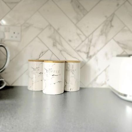 Quirky, Family Home In Glasgow Cardonald 외부 사진