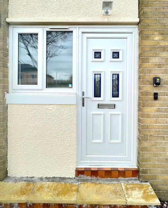 Quirky, Family Home In Glasgow Cardonald 외부 사진