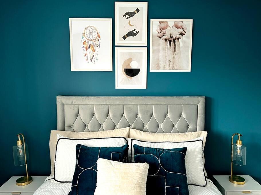 Quirky, Family Home In Glasgow Cardonald 외부 사진